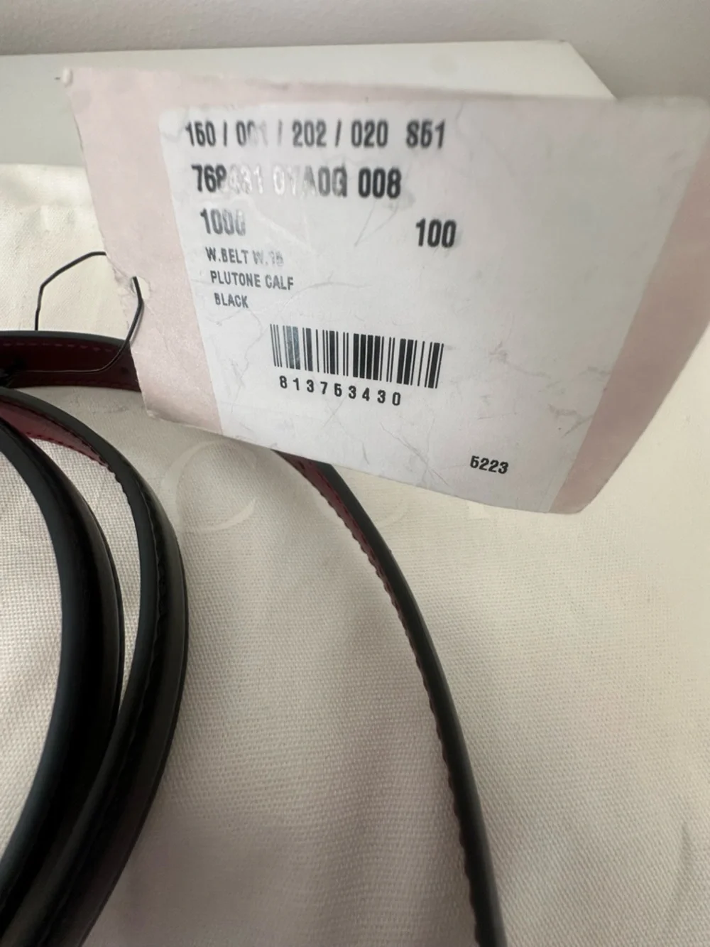 Gucci Thin Black Leather Belt with Interlocking G Buckle 100